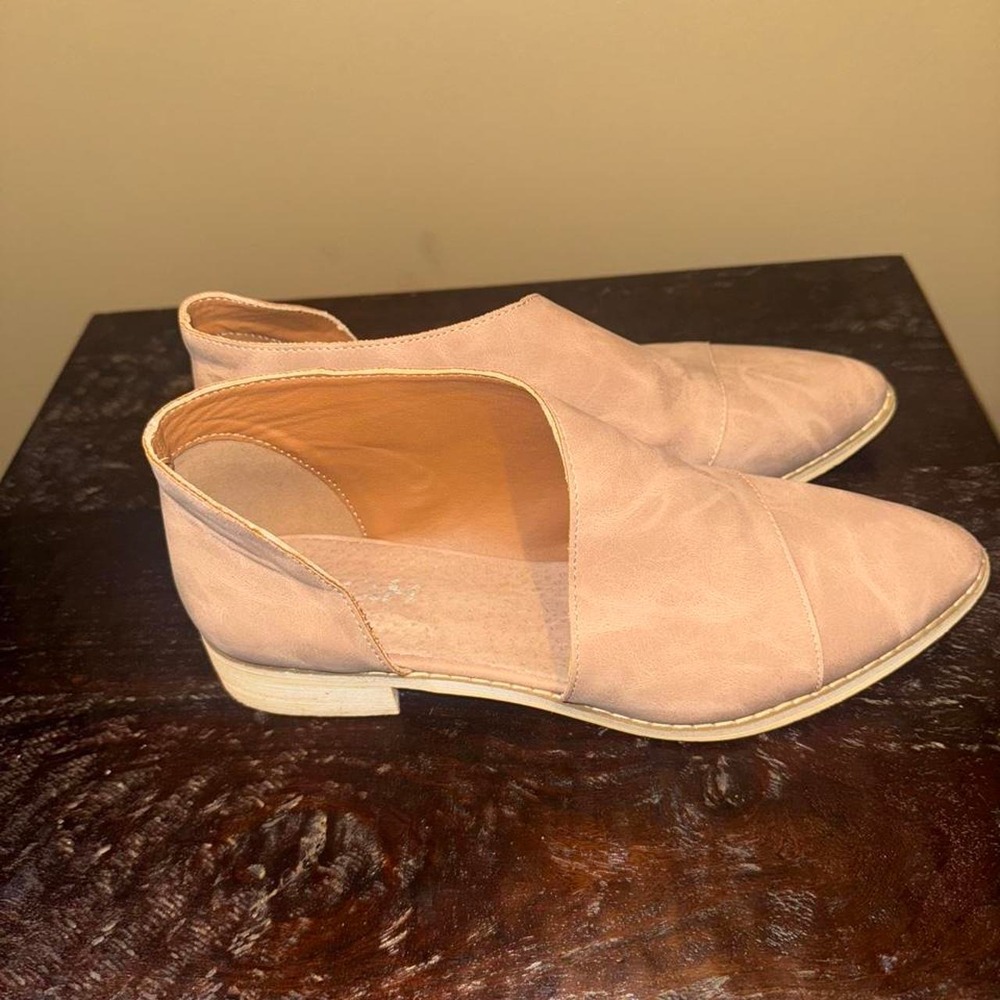 M.M. Mia Womens Blush Pink Faux Suede D'Orsay Pointed Toe Flat Shoes Size 7.5